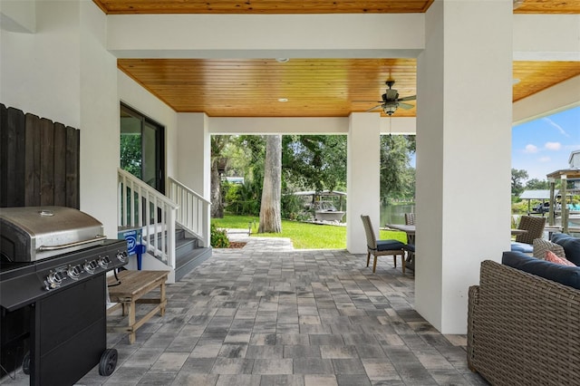 8107 N River Shore Dr, Tampa, FL 33604 - photo 45