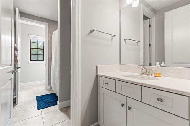 1507 Amarone Pl, Lutz, FL 33548 - full bath featuring vanity and tile patterned flooring