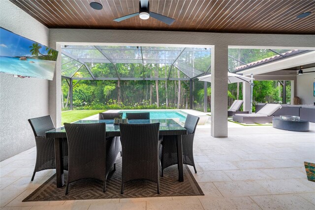 1507 Amarone Pl, Lutz, FL 33548 - view of patio featuring ceiling fan, an outdoor hangout area, an outdoor pool, and outdoor dining space
