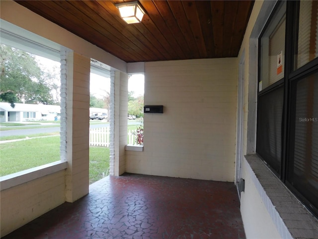 507 Francis Blvd, Lakeland, FL 33801 - unfurnished sunroom featuring plenty of natural light