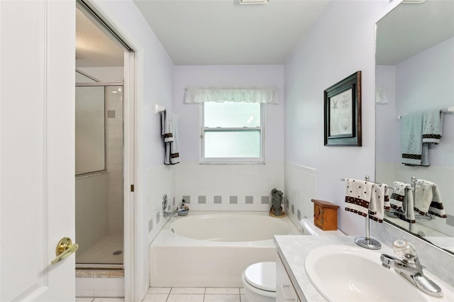 8229 Quail Hollow Blvd, Wesley Chapel, FL 33544 - photo 30