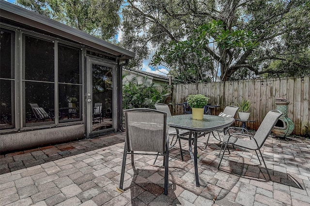 10900 65th Way N, Pinellas Park, FL 33782 - view of patio with outdoor dining area
