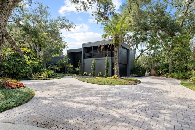 410 Montrose Ave, Temple Terrace, FL 33617 - photo 1