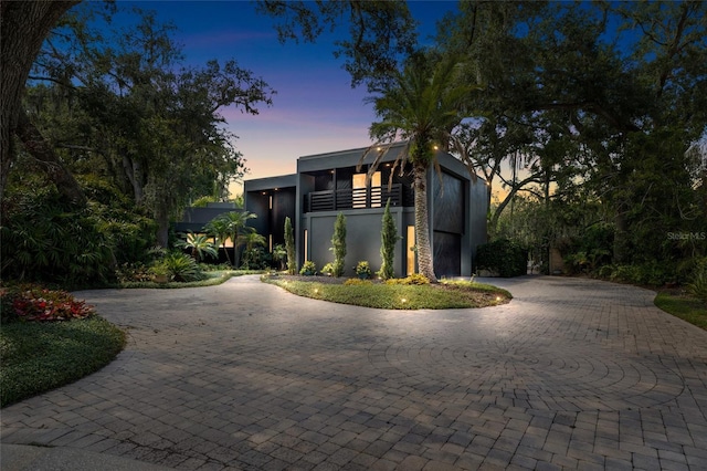 410 Montrose Ave, Temple Terrace, FL 33617 - photo 3