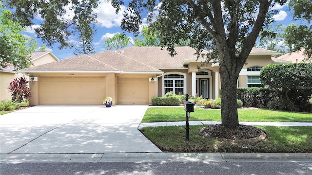 19024 Dove Creek Dr, Tampa, FL 33647 - photo 1