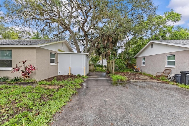 6917/6919 Mc Bride Ct, New Port Richey, FL 34652 - photo 4