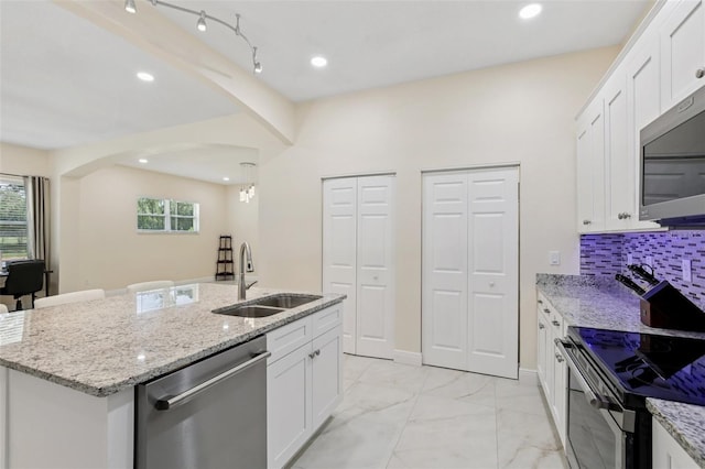 33433 Loop Ct, Webster, FL 33597 - photo 17