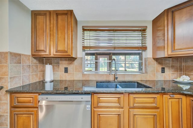 3416 S 70th St, Tampa, FL 33619 - photo 17