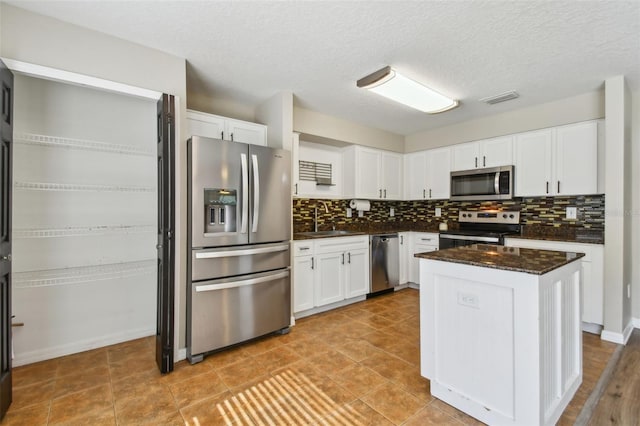 7842 Carriage Pointe Dr, Gibsonton, FL 33534 - photo 18