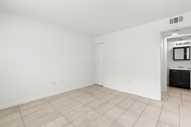 5013 Terrace Palms Cir Unit 101, Tampa, FL 33617 - photo 16