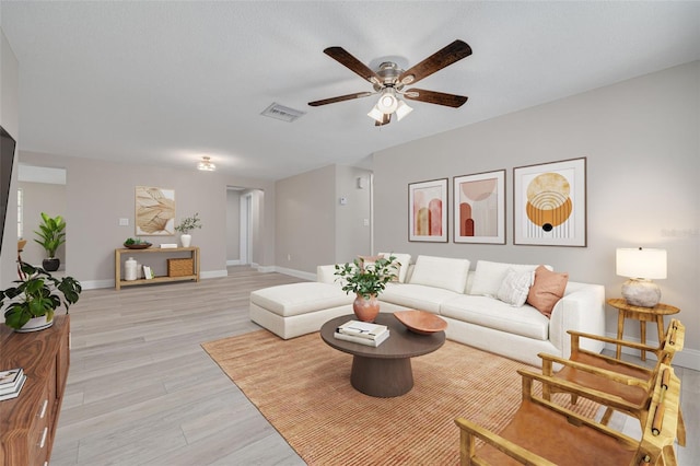 2721 Lawn Pl, Holiday, FL 34691 - photo 2