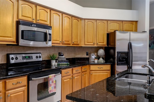 10293 Shady Oak Ln, Seminole, FL 33777 - photo 28