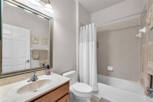321 Silver Falls Dr, Apollo Beach, FL 33572 - full bathroom featuring vanity and shower / tub combo with curtain