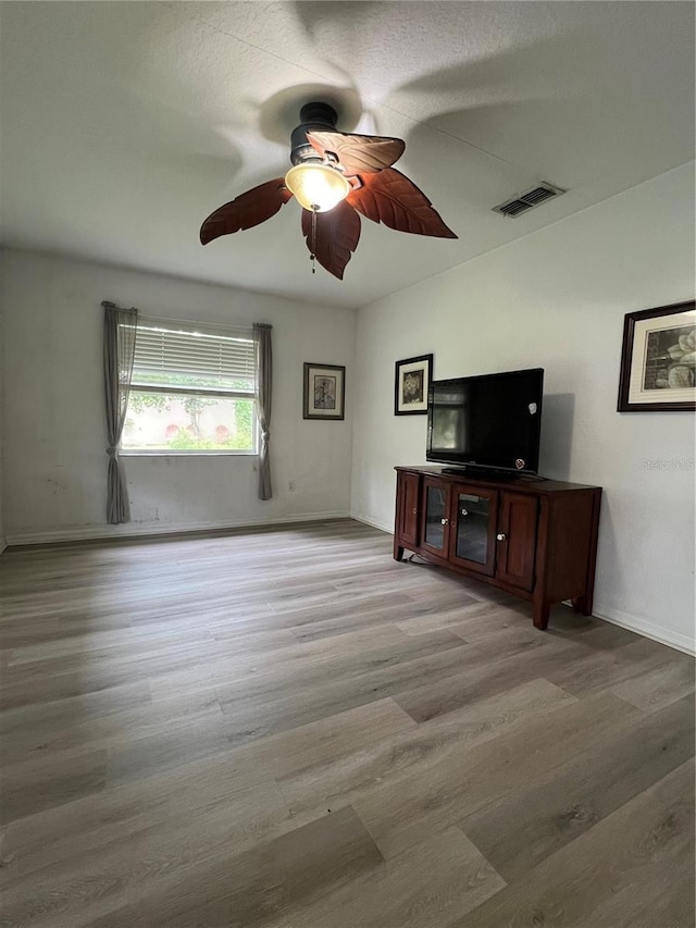 8147 N Ibsen Dr, Citrus Springs, FL 34433 - photo 4