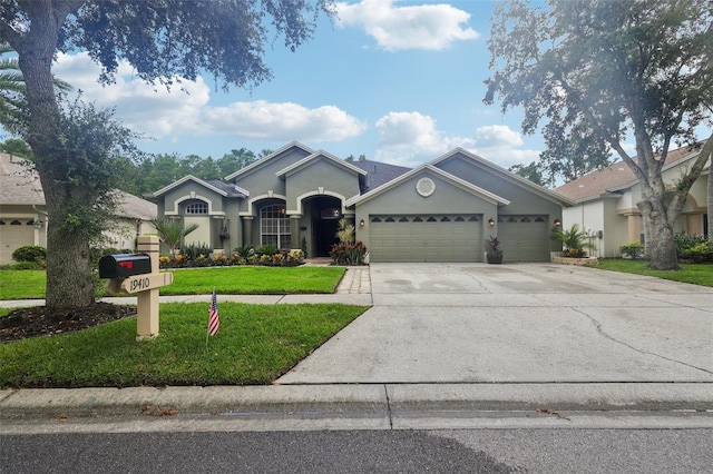 19410 French Lace Dr, Lutz, FL 33558 - photo 4