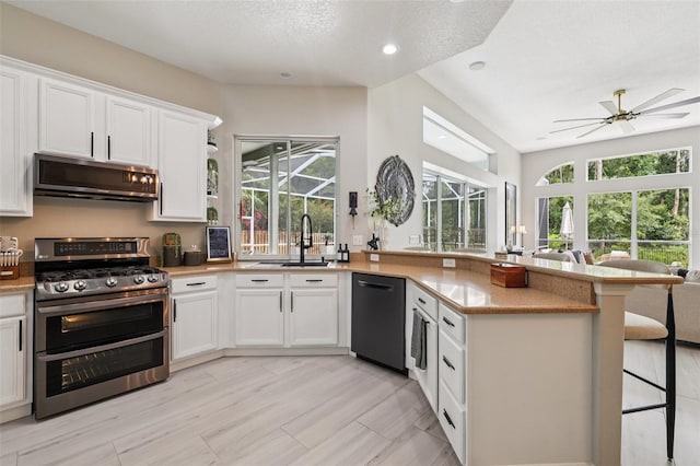 19410 French Lace Dr, Lutz, FL 33558 - photo 23