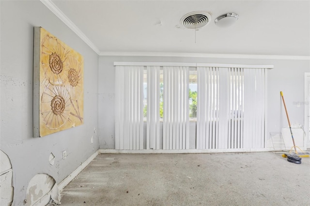 16033 Redington Dr, Redington Beach, FL 33708 - unfurnished room featuring crown molding and baseboards