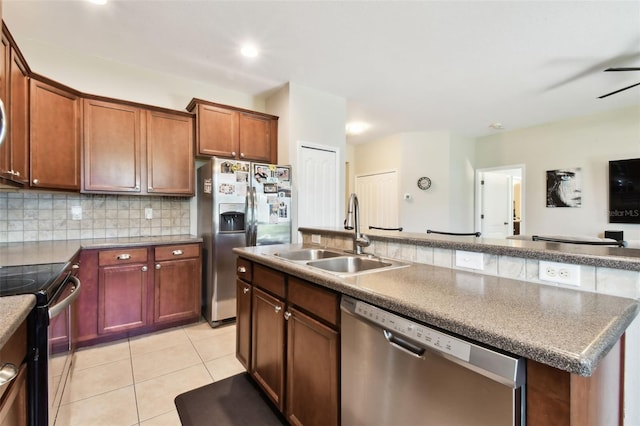 12221 Fairlawn Dr, Riverview, FL 33579 - photo 13