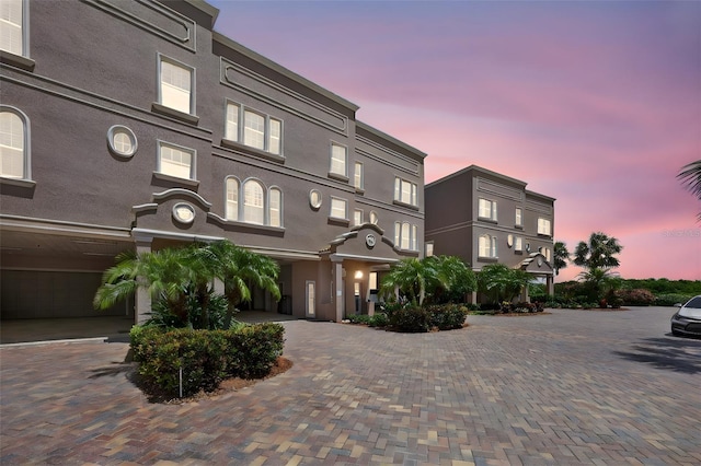 2756 Reserve Ct, Dunedin, FL 34698 - view of property at dusk