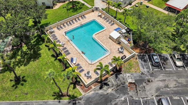 2756 Reserve Ct, Dunedin, FL 34698 - aerial view of a pool