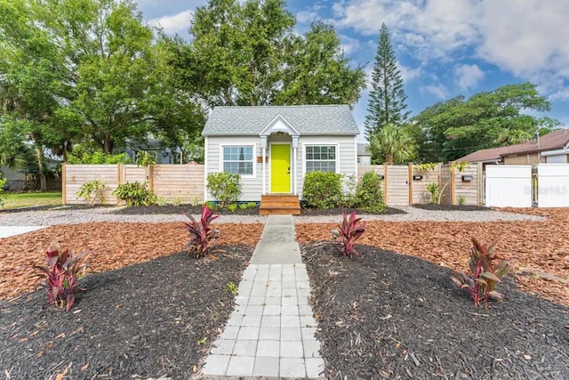 3320 18th St N, Saint Petersburg, FL 33713 - photo 1