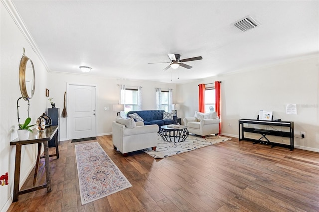 12925 Keefer Ct, Spring Hill, FL 34609 - photo 4