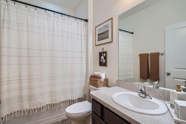 6307 Shadowlake Dr, Apollo Beach, FL 33572 - bathroom with vanity and shower / bath combo