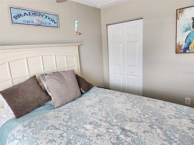 6356 7th Ave W Unit 6356, Bradenton, FL 34209 - bedroom with a closet