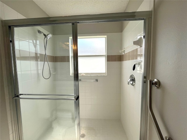 11802 Aintree Ct, Trinity, FL 34655 - full bath with a shower stall