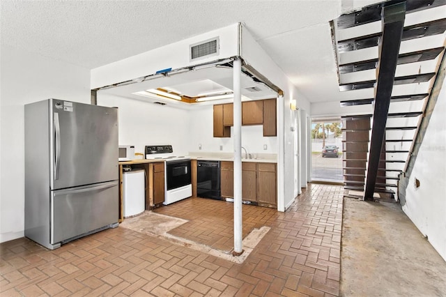 2075 Lakewood Club Dr S Unit 6A, Saint Petersburg, FL 33712 - photo 8