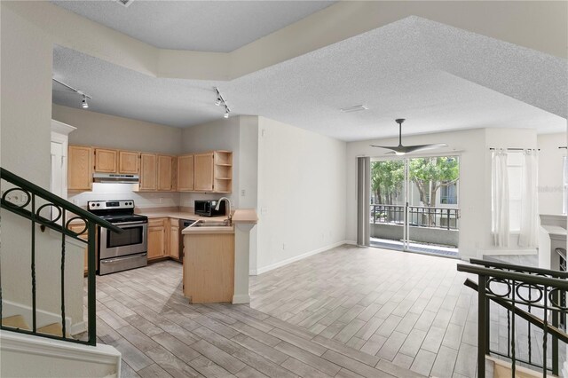 749 Mainsail Dr Unit 749, Tampa, FL 33602 - photo 8
