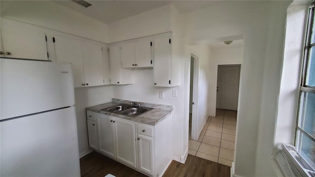 1221 30th St S, Saint Petersburg, FL 33712 - photo 7