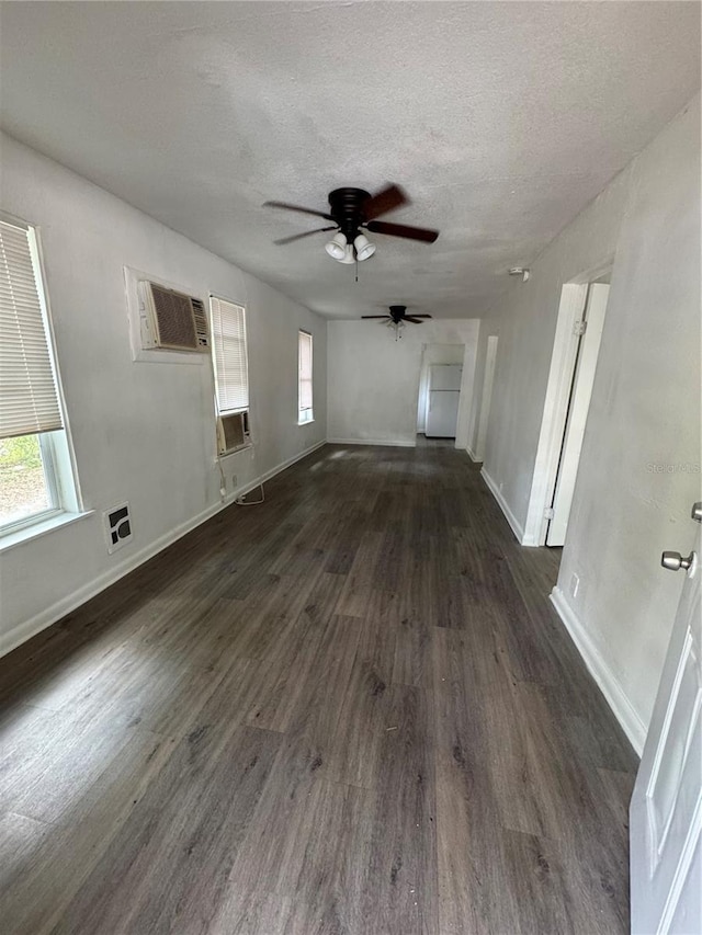 8009 N 11th St, Tampa, FL 33604 - photo 4