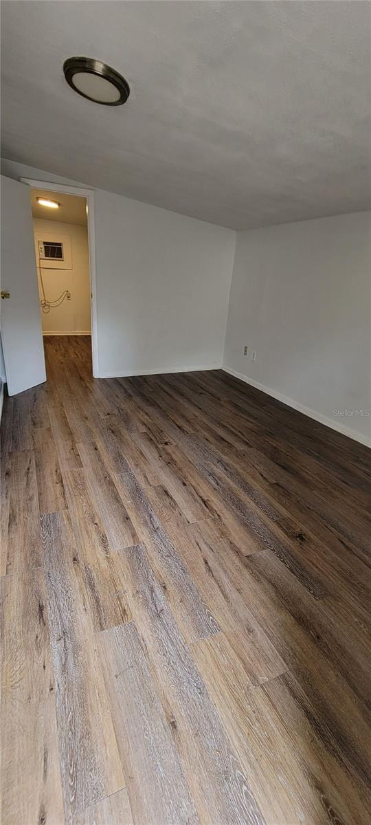 8009 N 11th St, Tampa, FL 33604 - photo 10