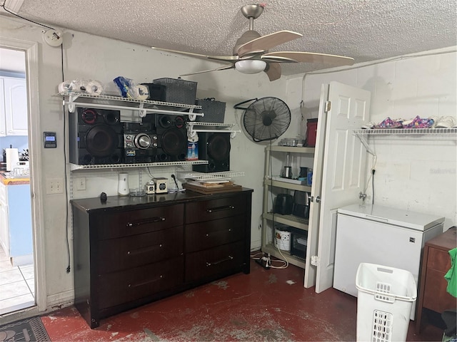 9705 Kingsburgh Ct, Tampa, FL 33615 - bedroom with white refrigerator, a textured ceiling, and ceiling fan