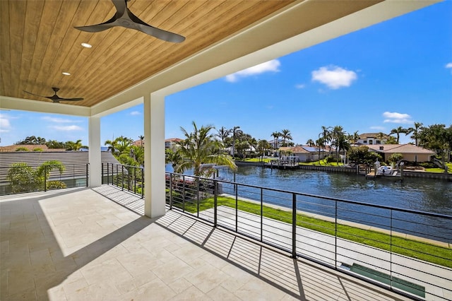 2050 Hawaii Ave NE, Saint Petersburg, FL 33703 - photo 9
