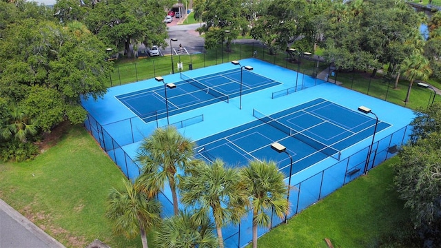 6517 Channelside Dr, New Port Richey, FL 34652 - view of tennis court