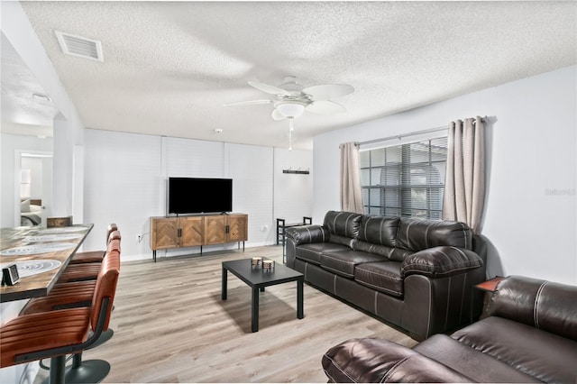 725 Winter Garden Dr, Sarasota, FL 34243 - photo 5