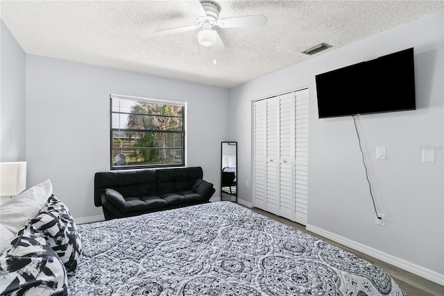 725 Winter Garden Dr, Sarasota, FL 34243 - photo 20