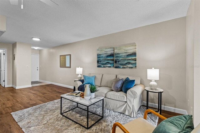 7941 58th Ave N Unit 104, Saint Petersburg, FL 33709 - photo 8