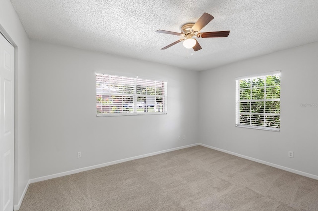 5063 Chamber Ct, Spring Hill, FL 34609 - photo 18