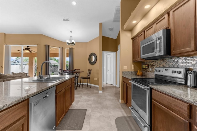 1041 Altoona Ave, Spring Hill, FL 34609 - photo 5