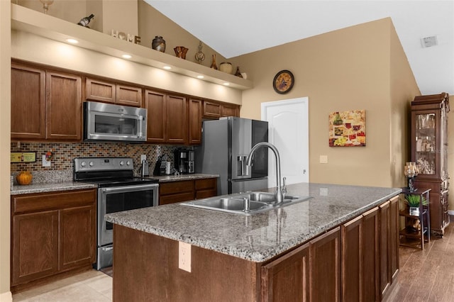1041 Altoona Ave, Spring Hill, FL 34609 - photo 14