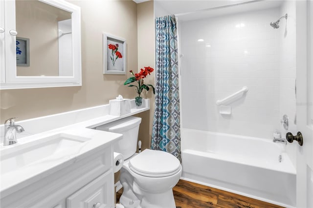 6399 Shoreline Dr Unit 4201, Saint Petersburg, FL 33708 - bathroom featuring vanity, shower / tub combo, and wood finished floors