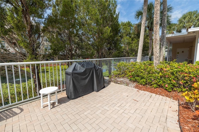 6399 Shoreline Dr Unit 4201, Saint Petersburg, FL 33708 - view of patio / terrace with grilling area