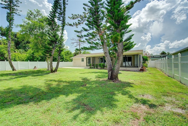 2442 Dando St, Port Charlotte, FL 33948 - view of fenced backyard