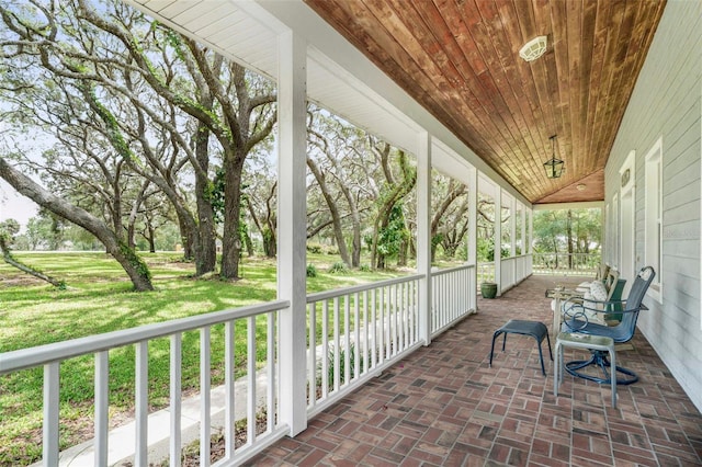828 E Savoy St, Lecanto, FL 34461 - view of porch