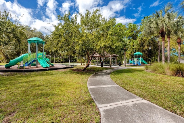 12524 Leatherleaf Dr, Tampa, FL 33626 - photo 45