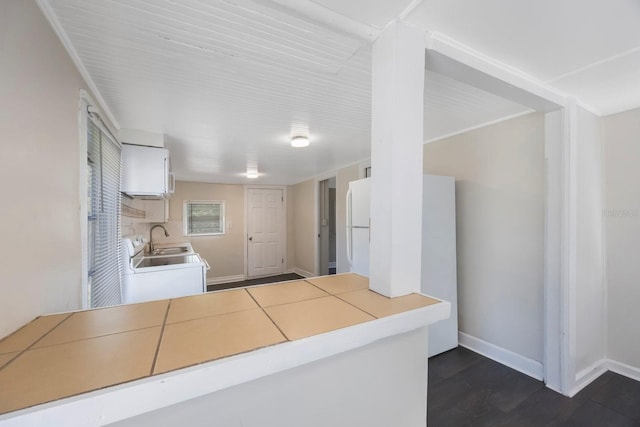 325 41st St N, Saint Petersburg, FL 33713 - photo 9