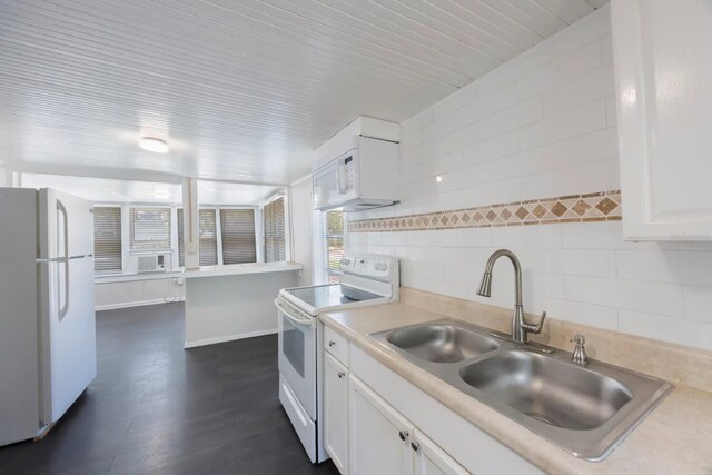 325 41st St N, Saint Petersburg, FL 33713 - photo 13